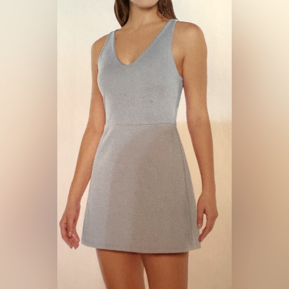 Gap Fit Active Tank Dress, self bra, moisture wicking, shorts with side pocket.